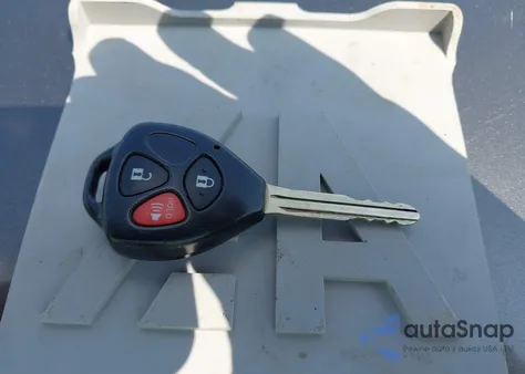 2013 Toyota Yaris Le from USA, damaged, VIN JTDKTUD35DD555598